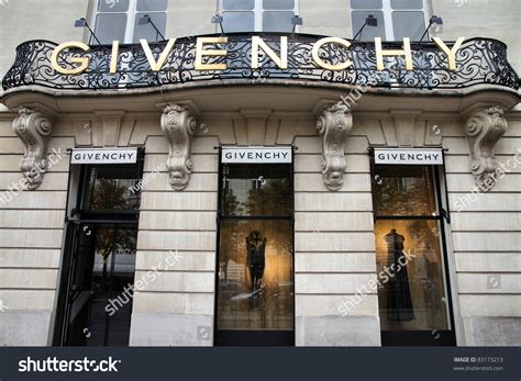 givenchy headquarters paris|Givenchy customer service.